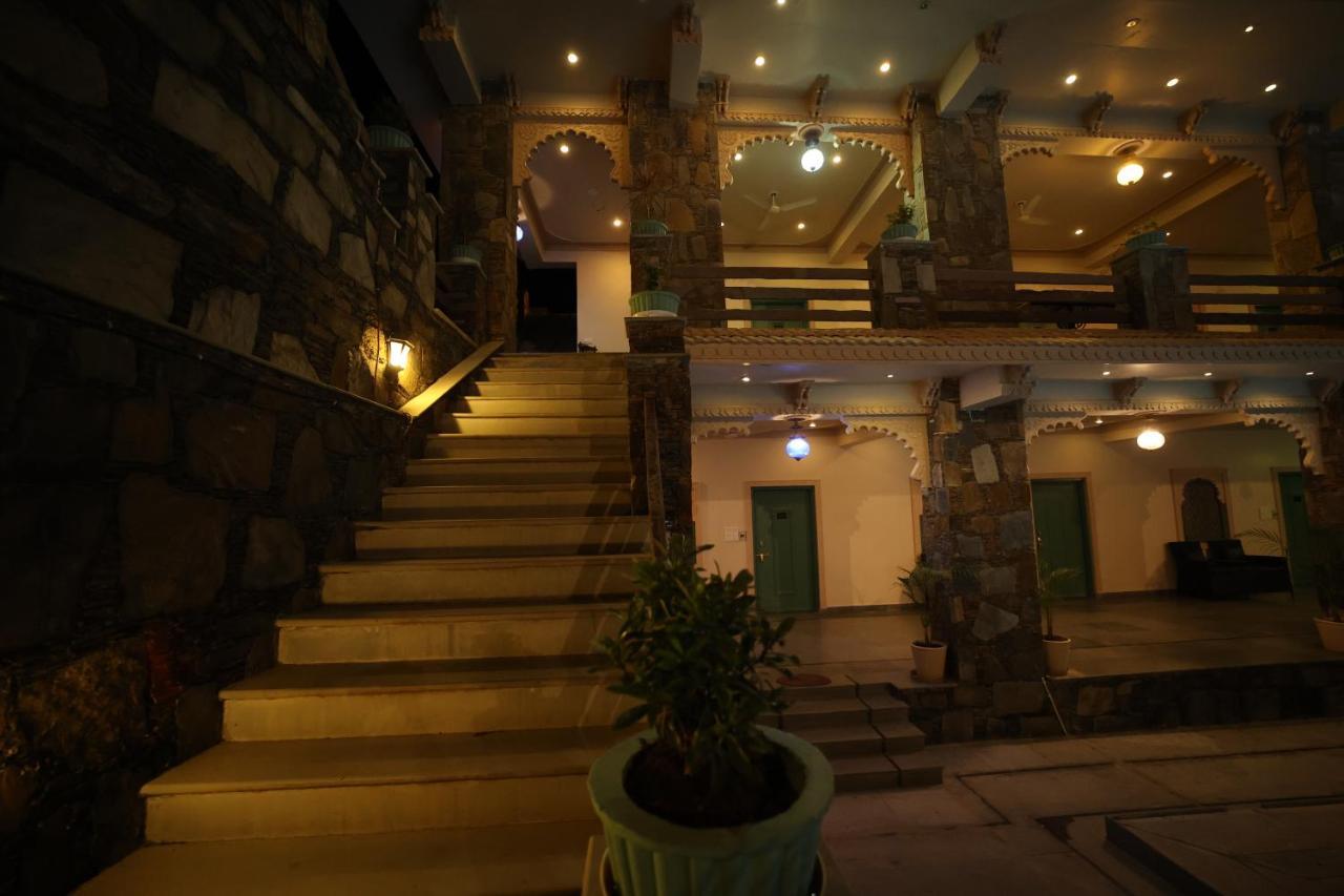 אודייפור Vache Farm Stay מראה חיצוני תמונה